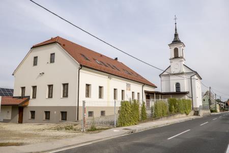 Klariški samostan Marije Matere Cerkve in kapela sv. Antona Padovanskega